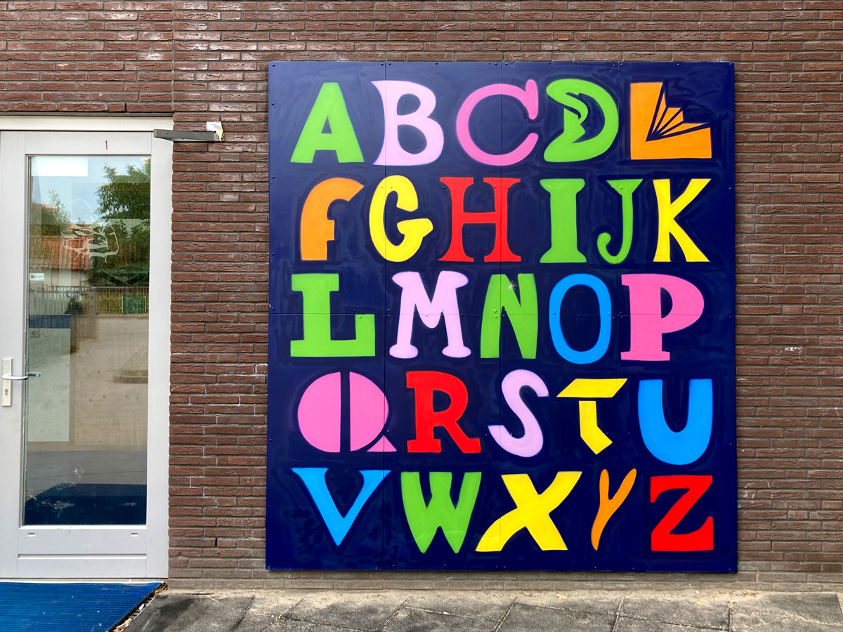 graffiti-muurschildering-alfabet-basisschool